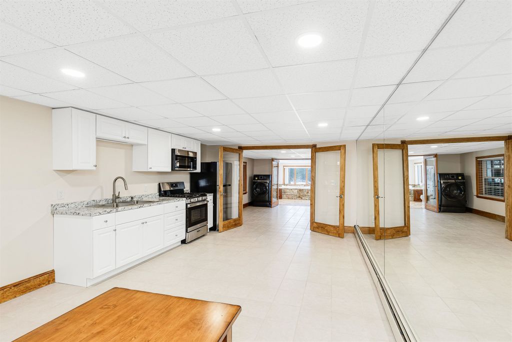 Photo of 19 Quimby Court, Danville, NH 03819 (MLS # 5078258)