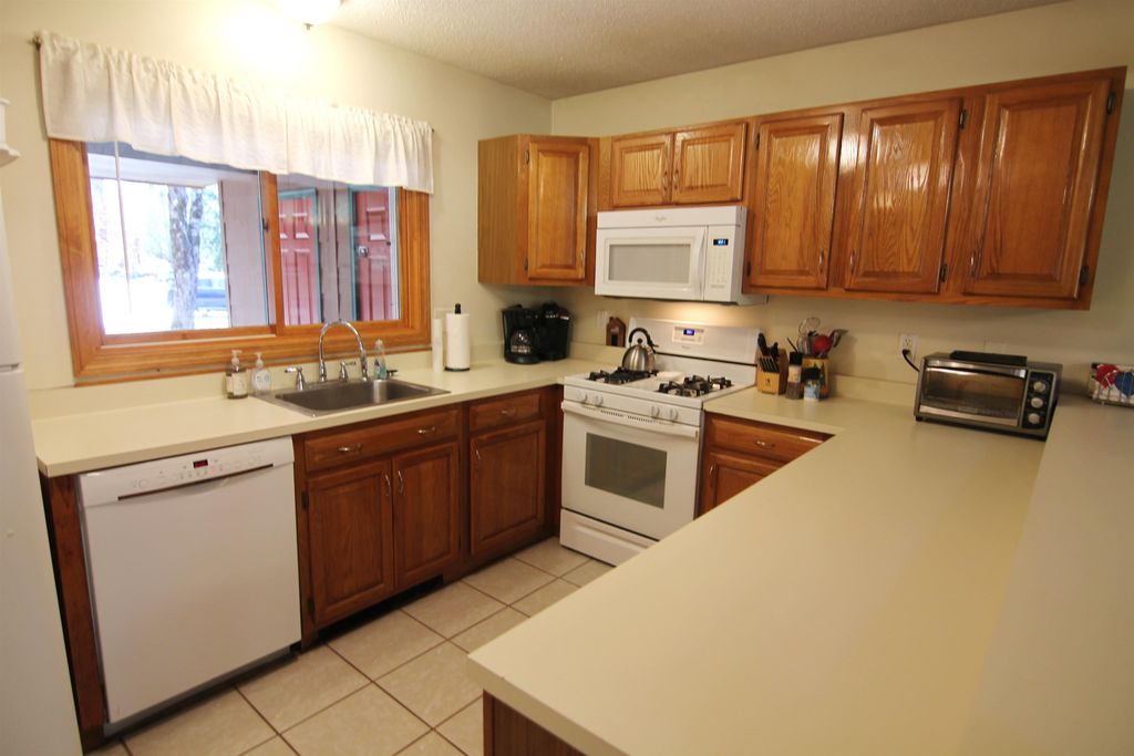 Photo of 17 Ridge Drive #A-17, Woodstock, NH 03262 (MLS # 5067578)