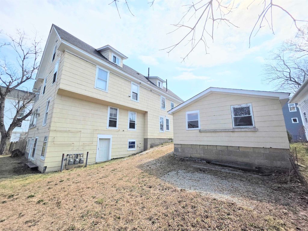 Photo of 19 Sanders Street, Concord, NH 03303 (MLS # 5083378)