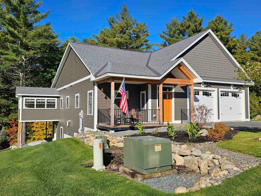 Photo of 7 John Hardie Way, Chichester, NH 03234 (MLS # 5033390)