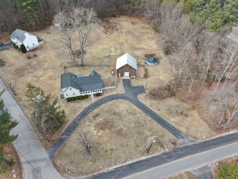 Photo of 11 Wilson Hill Road, Merrimack, NH 03054 (MLS # 5081970)