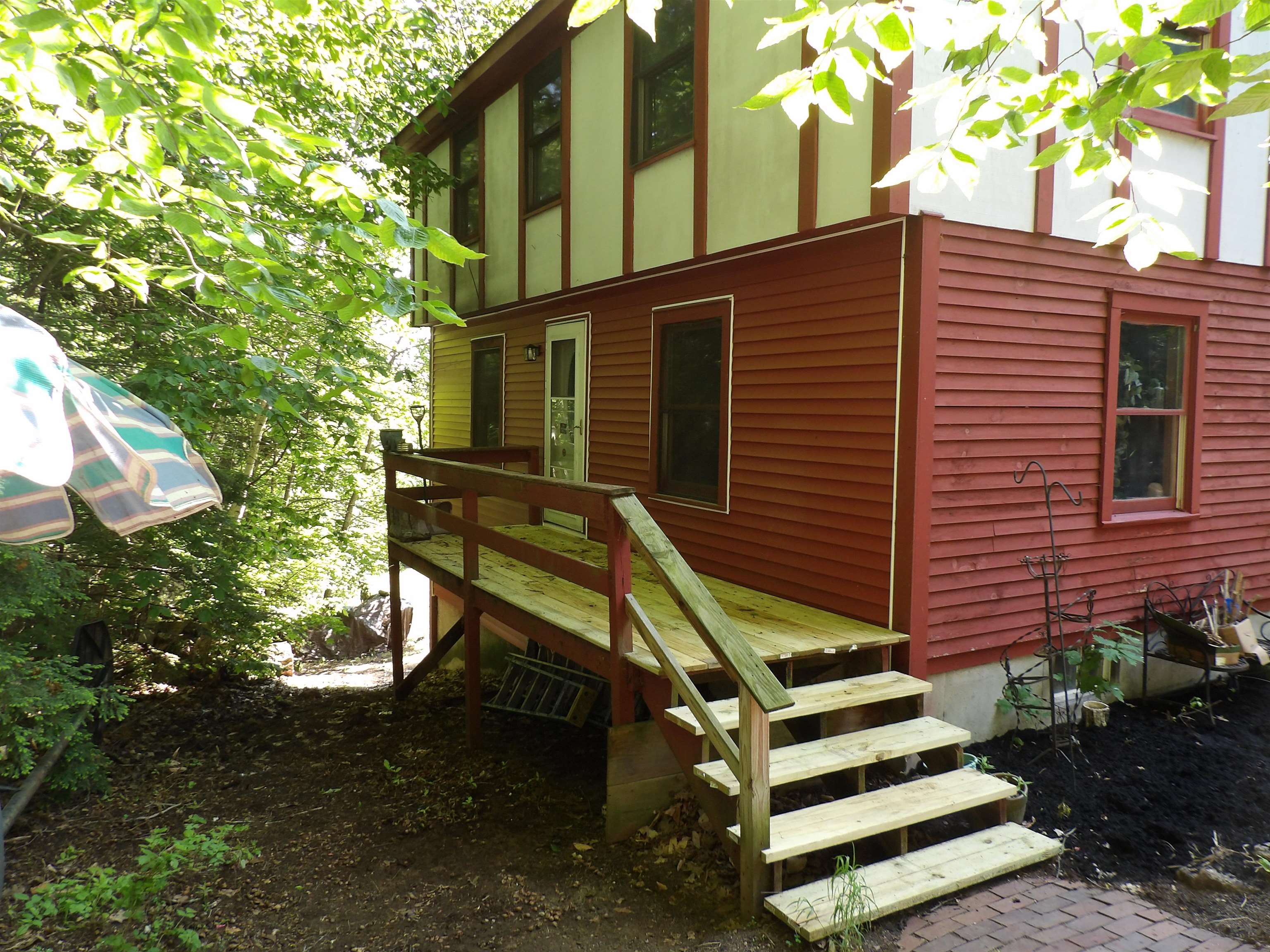 18 Henry Drive
