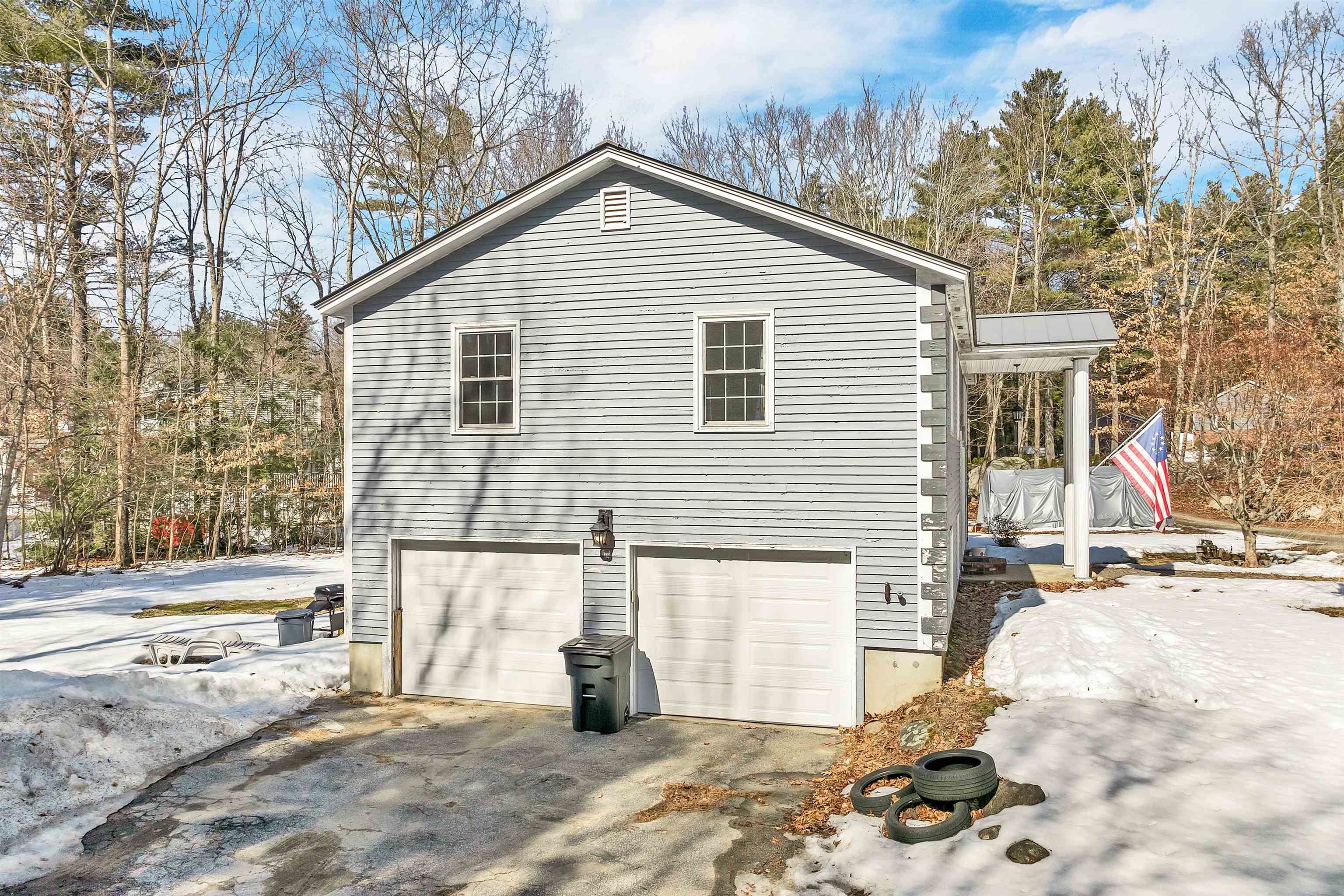 Candia, New Hampshire 03034, United States, 3 Bedrooms Bedrooms, ,3 BathroomsBathrooms,Residential,Pending,87839