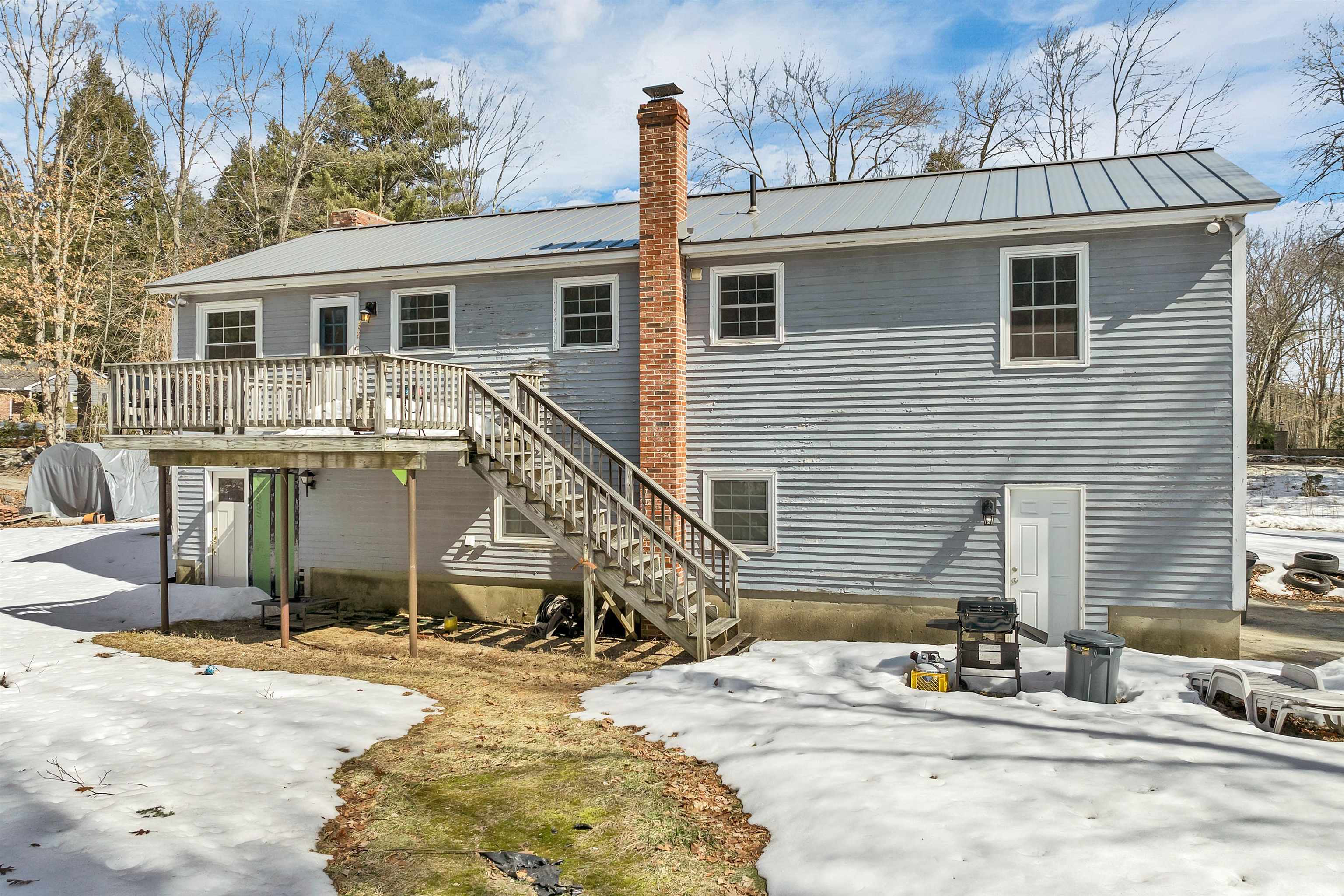 Candia, New Hampshire 03034, United States, 3 Bedrooms Bedrooms, ,3 BathroomsBathrooms,Residential,Pending,87839