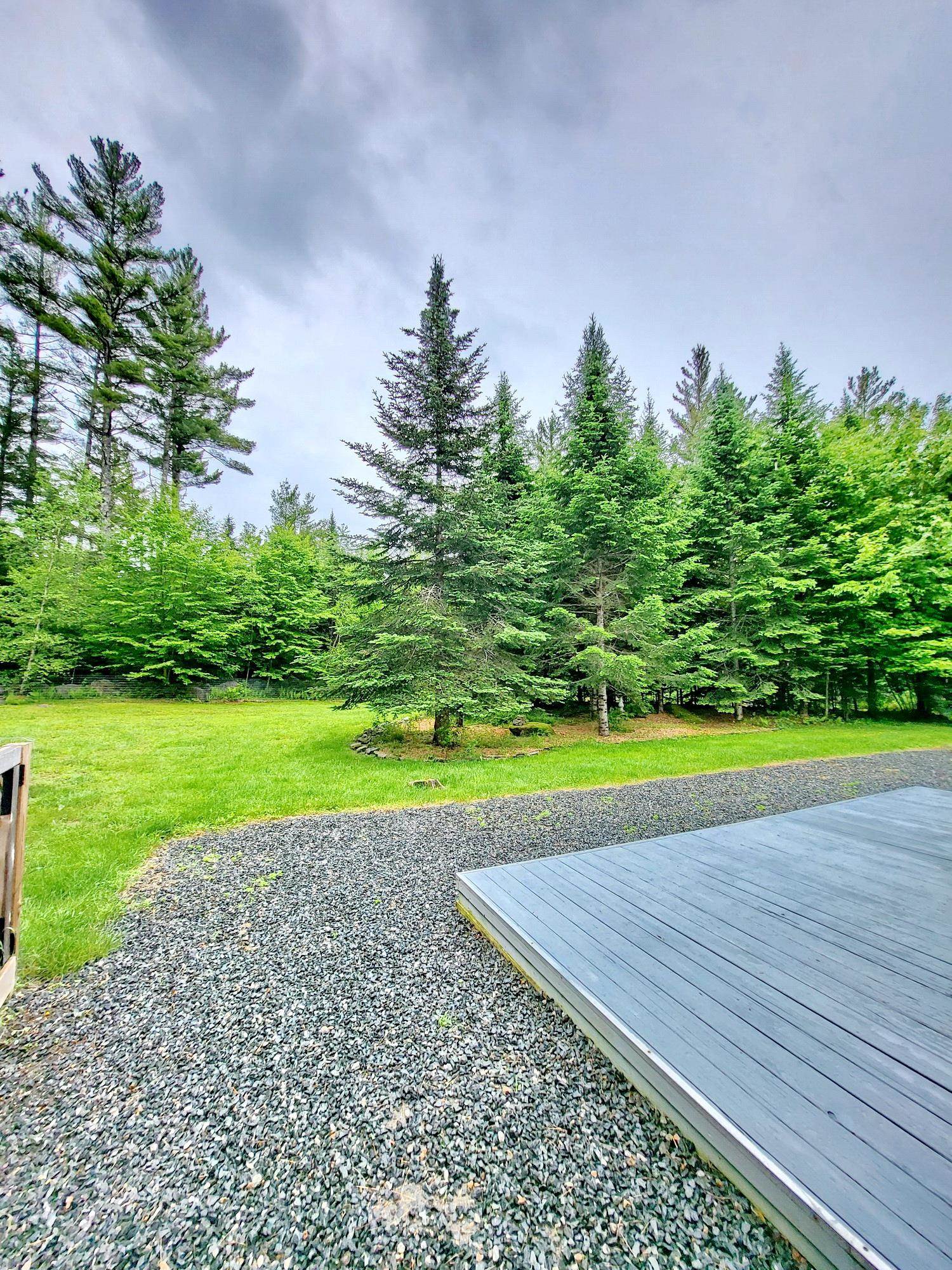 1470 Easton Valley Road
