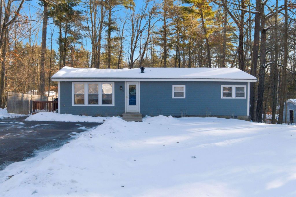 Photo of 12 Gary Road, Dunbarton, NH 03046 (MLS # 5071810)