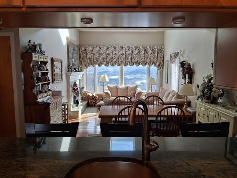 122 Upper Summit Road 32 Warren VT 05674