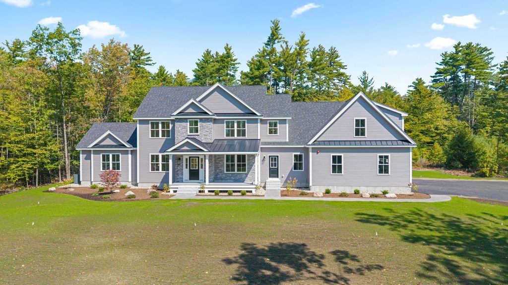Photo of 29 Westover Lane, Bow, NH 03304 (MLS # 5061168)