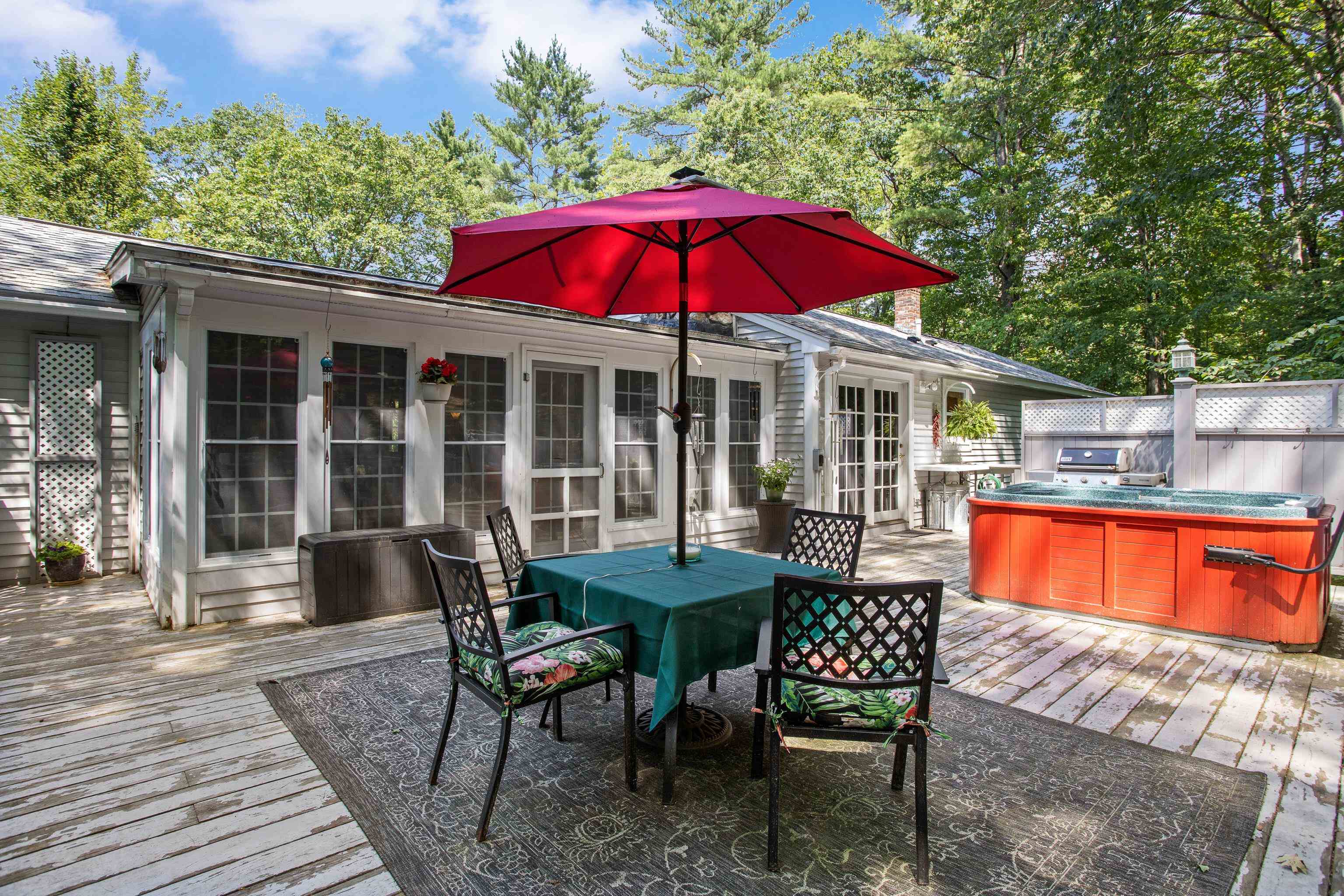 1097 River Road