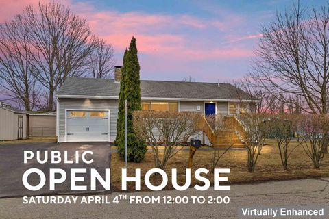 Photo of 17 Winchester Street, Portsmouth, NH 03801 (MLS # 5080721)