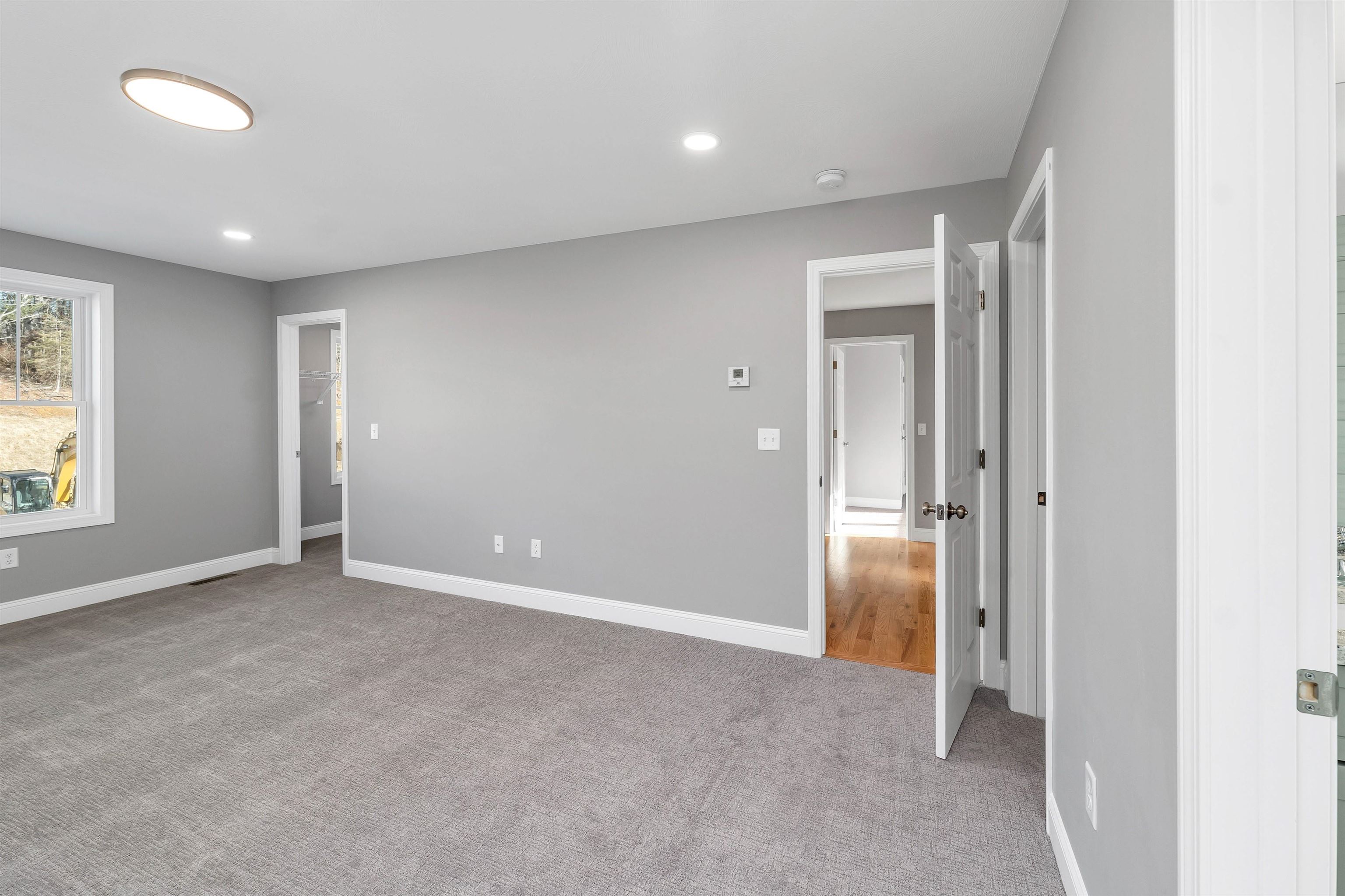 Concord, New Hampshire 03301, United States, 3 Bedrooms Bedrooms, ,3 BathroomsBathrooms,Residential,Active,16666