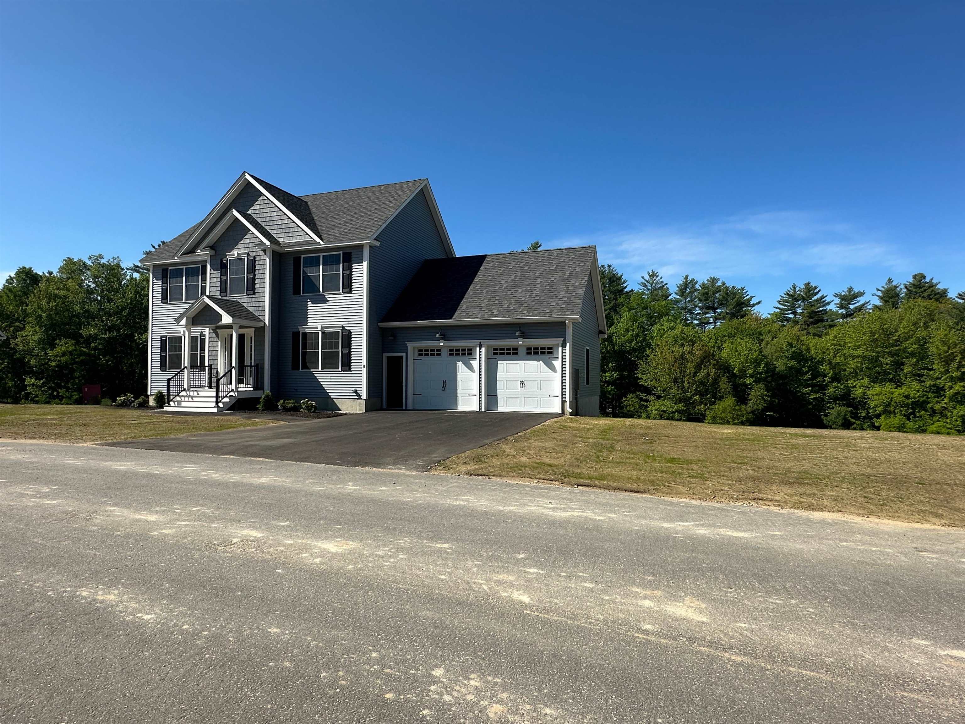 Concord, New Hampshire 03301, United States, 3 Bedrooms Bedrooms, ,3 BathroomsBathrooms,Residential,Active,16666