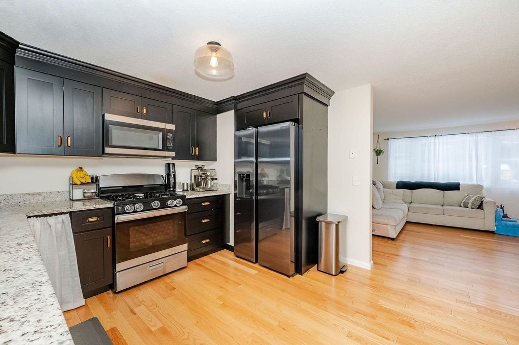 Photo of 5 Kirsten Avenue, Rochester, NH 03867 (MLS # 5078304)