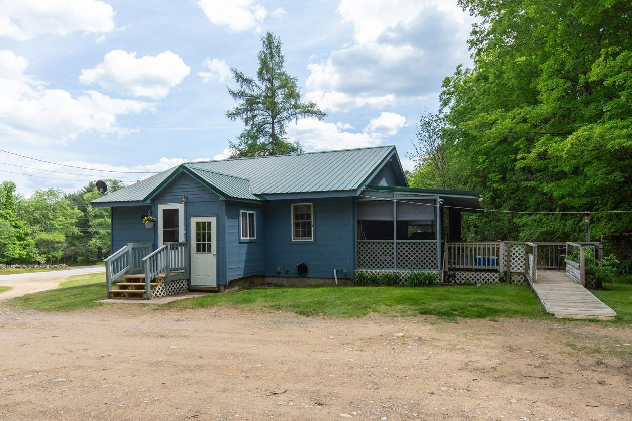 Loudon, New Hampshire 03307, United States, 2 Bedrooms Bedrooms, ,1 BathroomBathrooms,Residential,Pending,139697