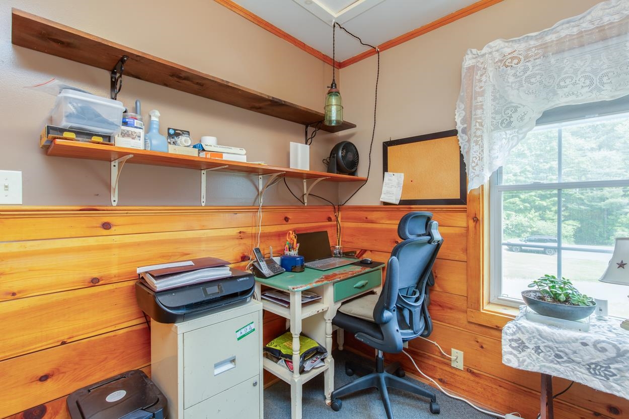 Loudon, New Hampshire 03307, United States, 2 Bedrooms Bedrooms, ,1 BathroomBathrooms,Residential,Pending,139697