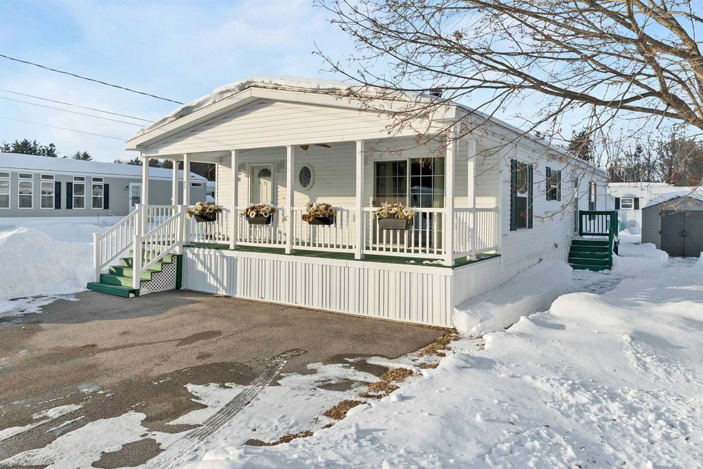 Photo of 71 Caddy Drive, Salem, NH 03079 (MLS # 5075435)