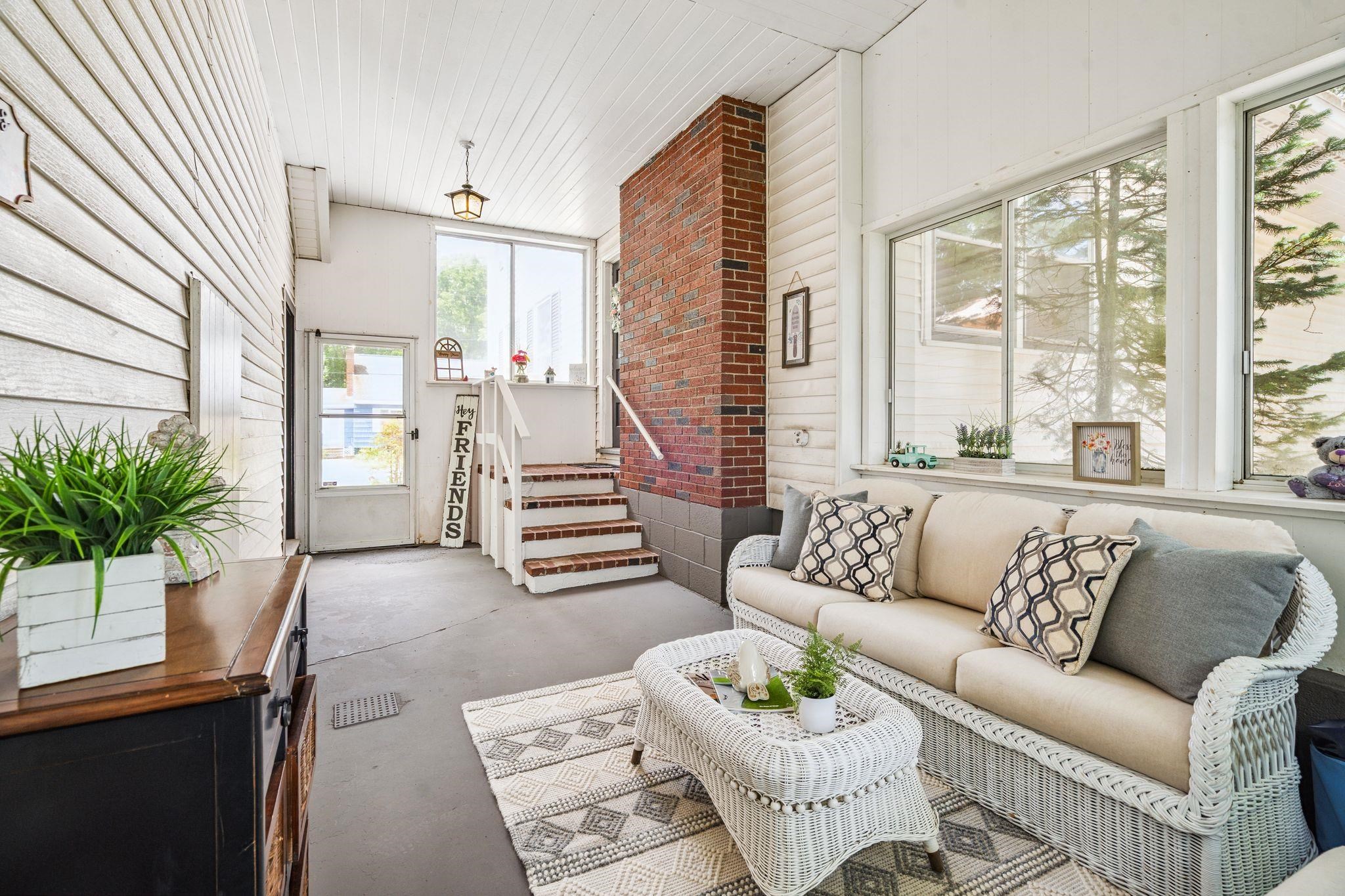 3 Nesmith Street
