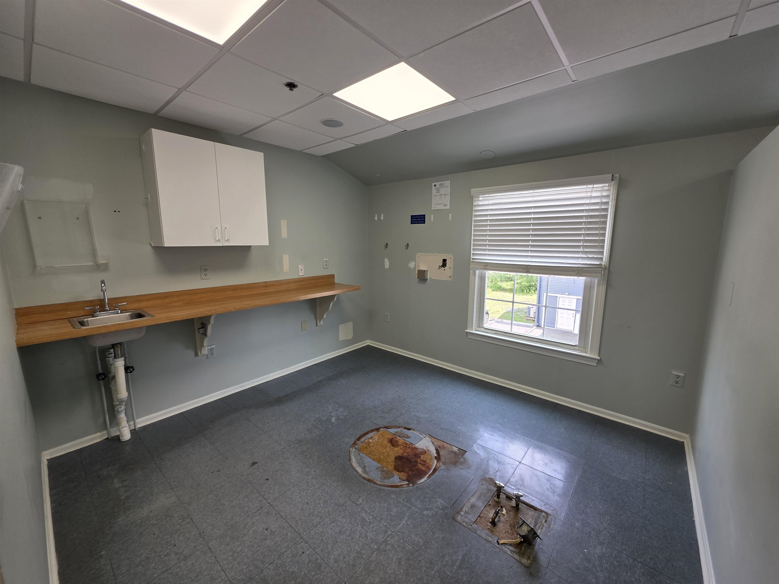 Merrimack, New Hampshire 03054, United States, ,Residential,Active,171390