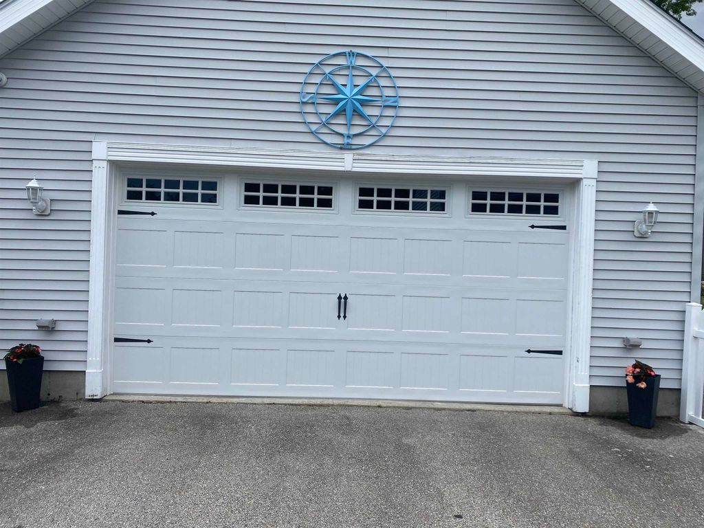 Photo of 90 Tarbell Street, Manchester, NH 03104 (MLS # 5077414)