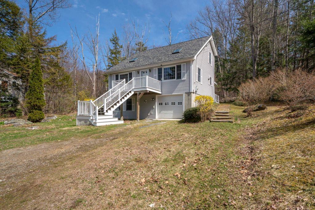 Photo of 121 Chestnut Drive, Gilford, NH 03249 (MLS # 5085119)