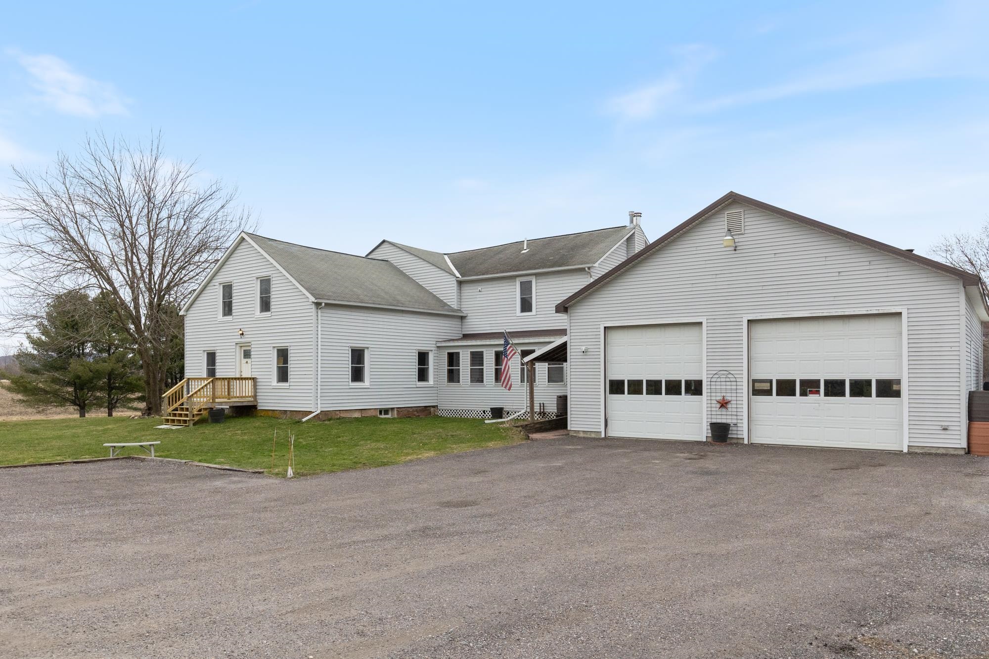 742 Bronson Road