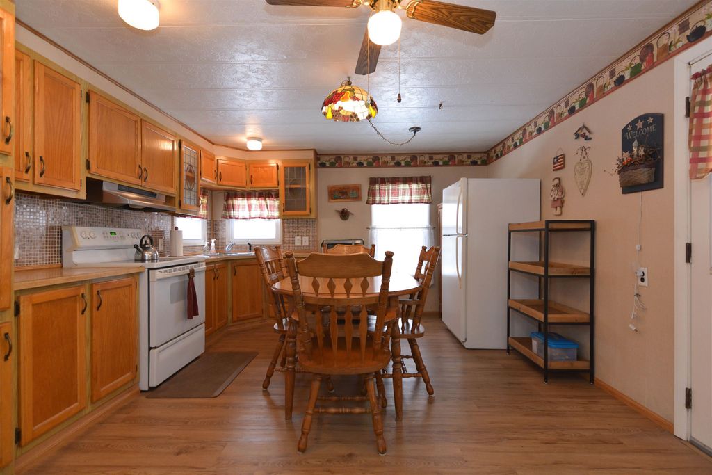 Photo of 11 Amy Lane, Hampstead, NH 03841 (MLS # 5073300)