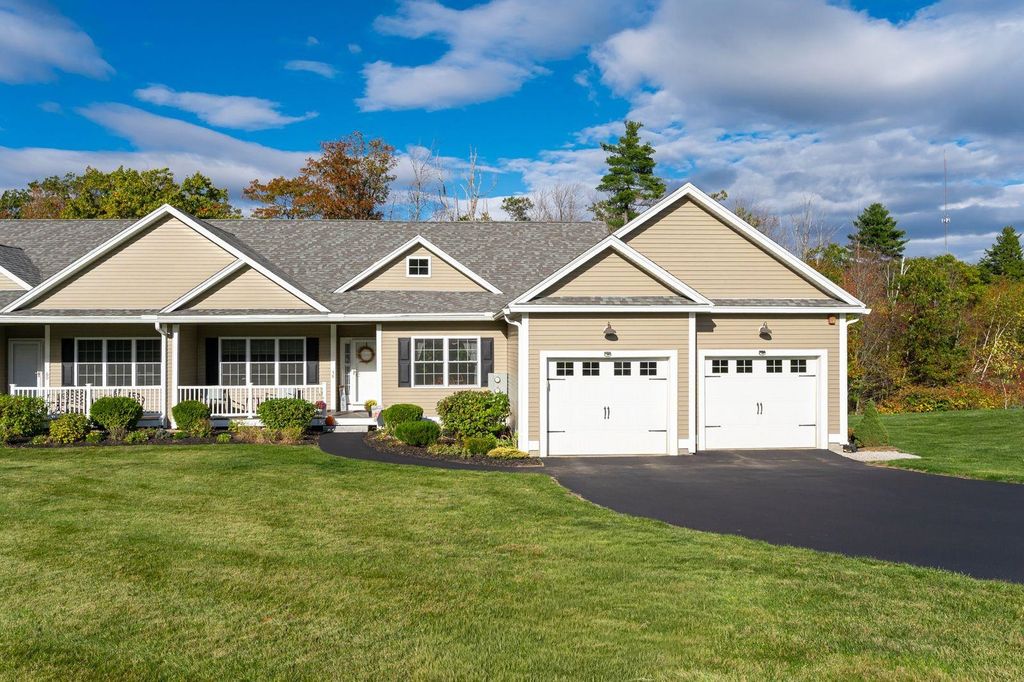 Photo of 58 Granite Lane, Chester, NH 03036 (MLS # 5066430)