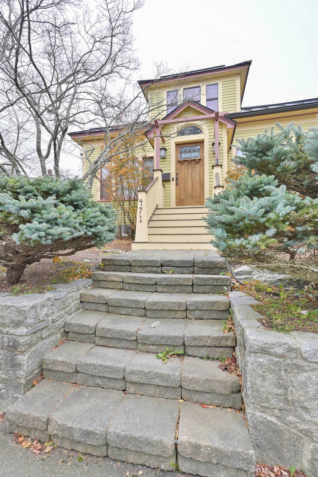 Photo of 471 Lowell Street, Manchester, NH 03104 (MLS # 5069489)