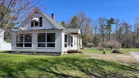 Photo of 8 Old Bay Road, New Durham, NH 03855 (MLS # 5085801)