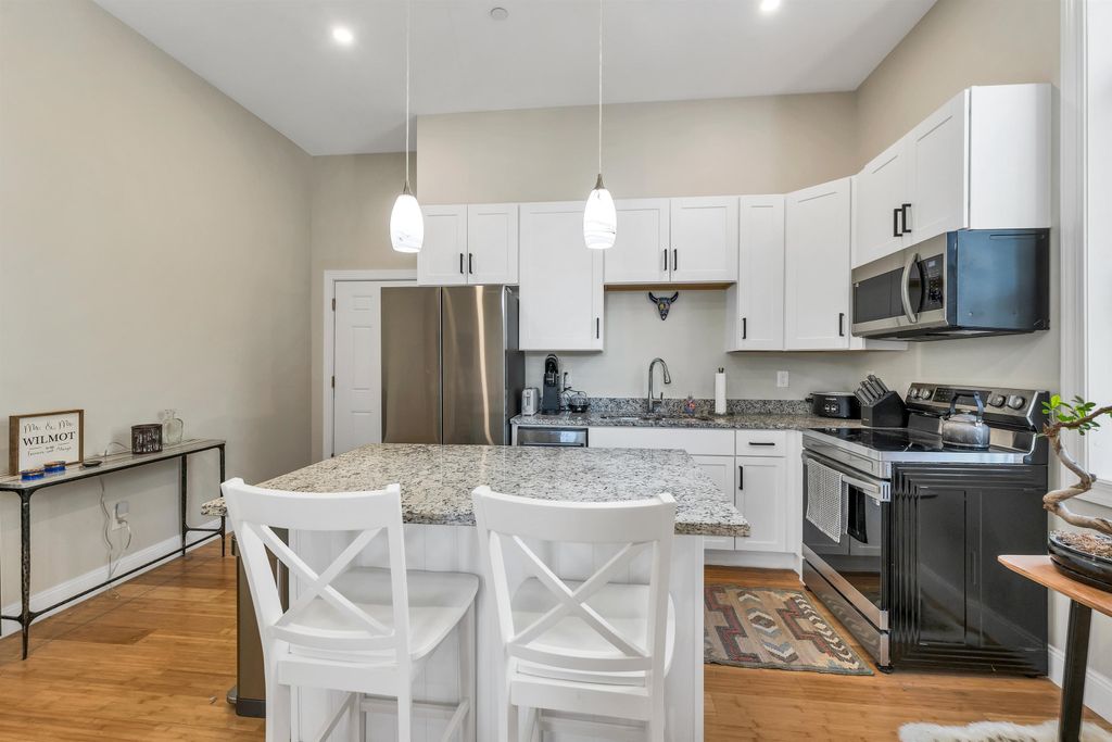 Photo of 12 Cross Street #201, Concord, NH 03303 (MLS # 5081342)