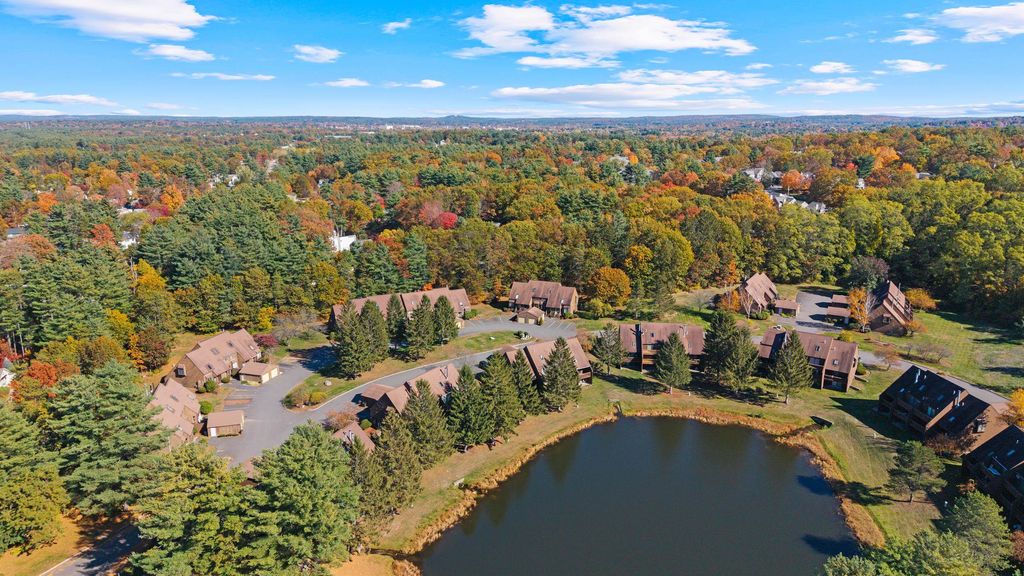 Photo of 31 Spring Cove Road #31, Nashua, NH 03062 (MLS # 5066976)