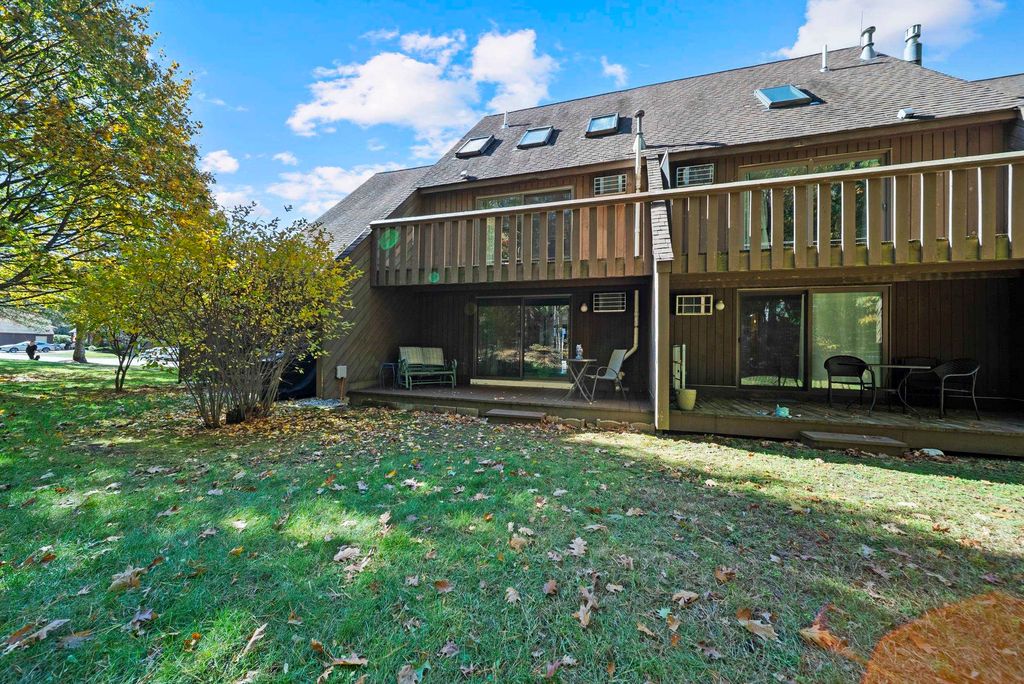 Photo of 31 Spring Cove Road #31, Nashua, NH 03062 (MLS # 5066976)