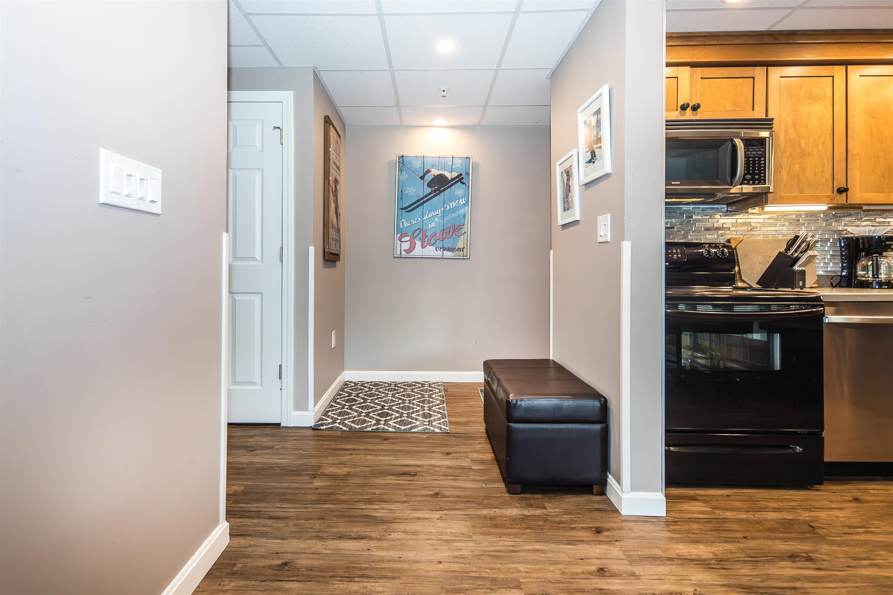 135 East Mountain Road 1F5