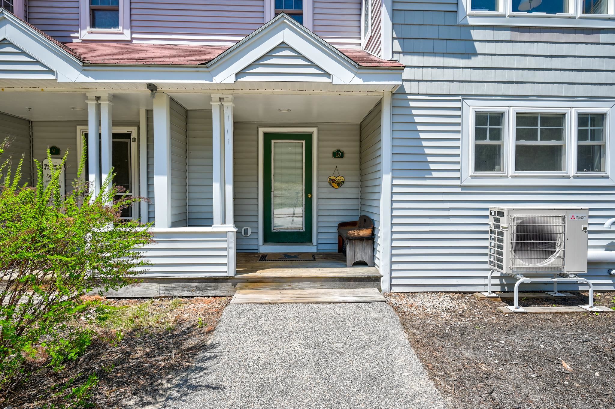 115 Jessicas Way 10
