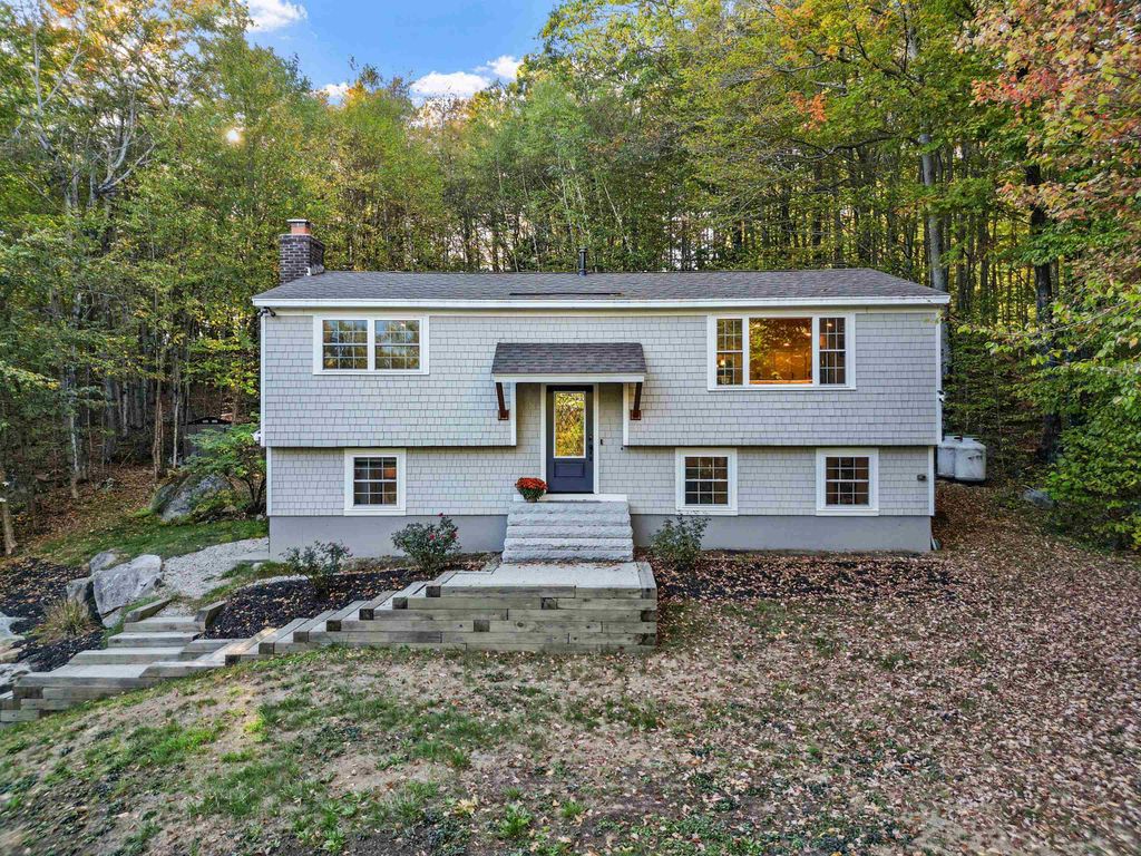 Photo of 240 Bay Point Road, Newbury, NH 03255 (MLS # 5059729)