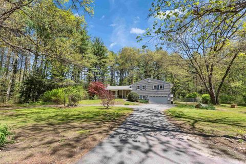 Photo of 145 Hillcrest Road, Litchfield, NH 03052 (MLS # 5041018) Photo of 145 Hillcrest Road, Litchfield, NH 03052 (MLS # 5041018)