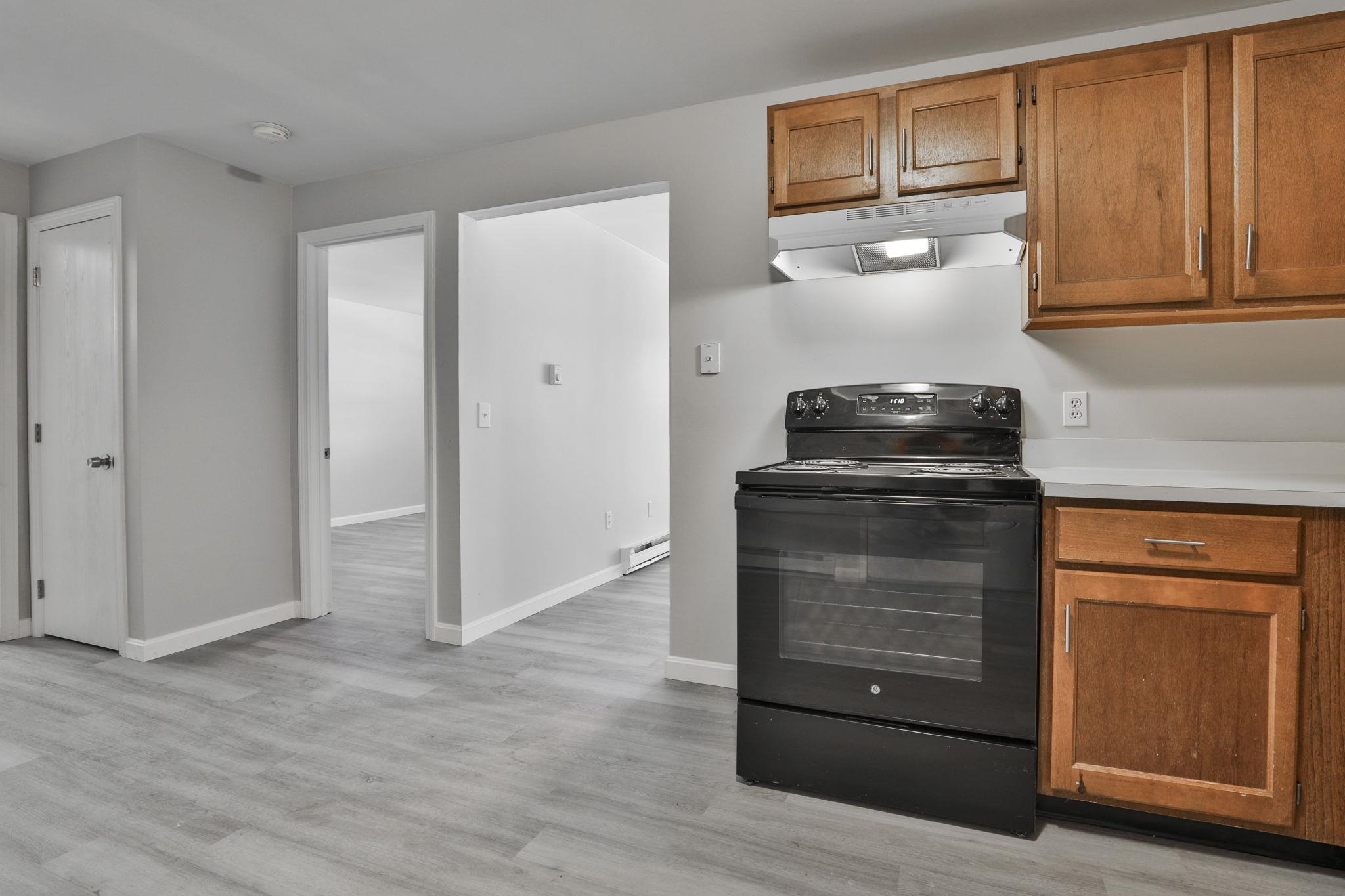 12 East Side Drive 13