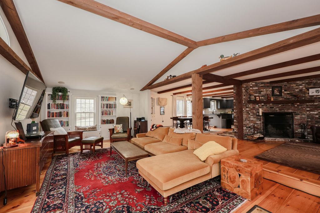 Photo of 406 4Th Range Road, Pembroke, NH 03275 (MLS # 5083311)