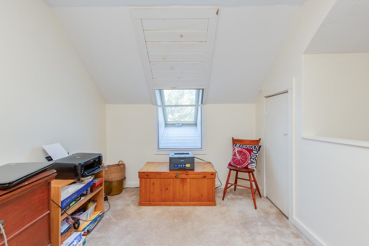 Concord, New Hampshire 03303, United States, 2 Bedrooms Bedrooms, ,1 BathroomBathrooms,Residential,Active,236077