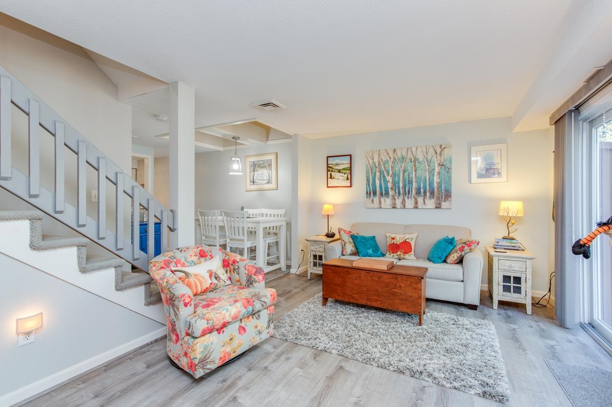 Concord, New Hampshire 03303, United States, 2 Bedrooms Bedrooms, ,1 BathroomBathrooms,Residential,Active,236077