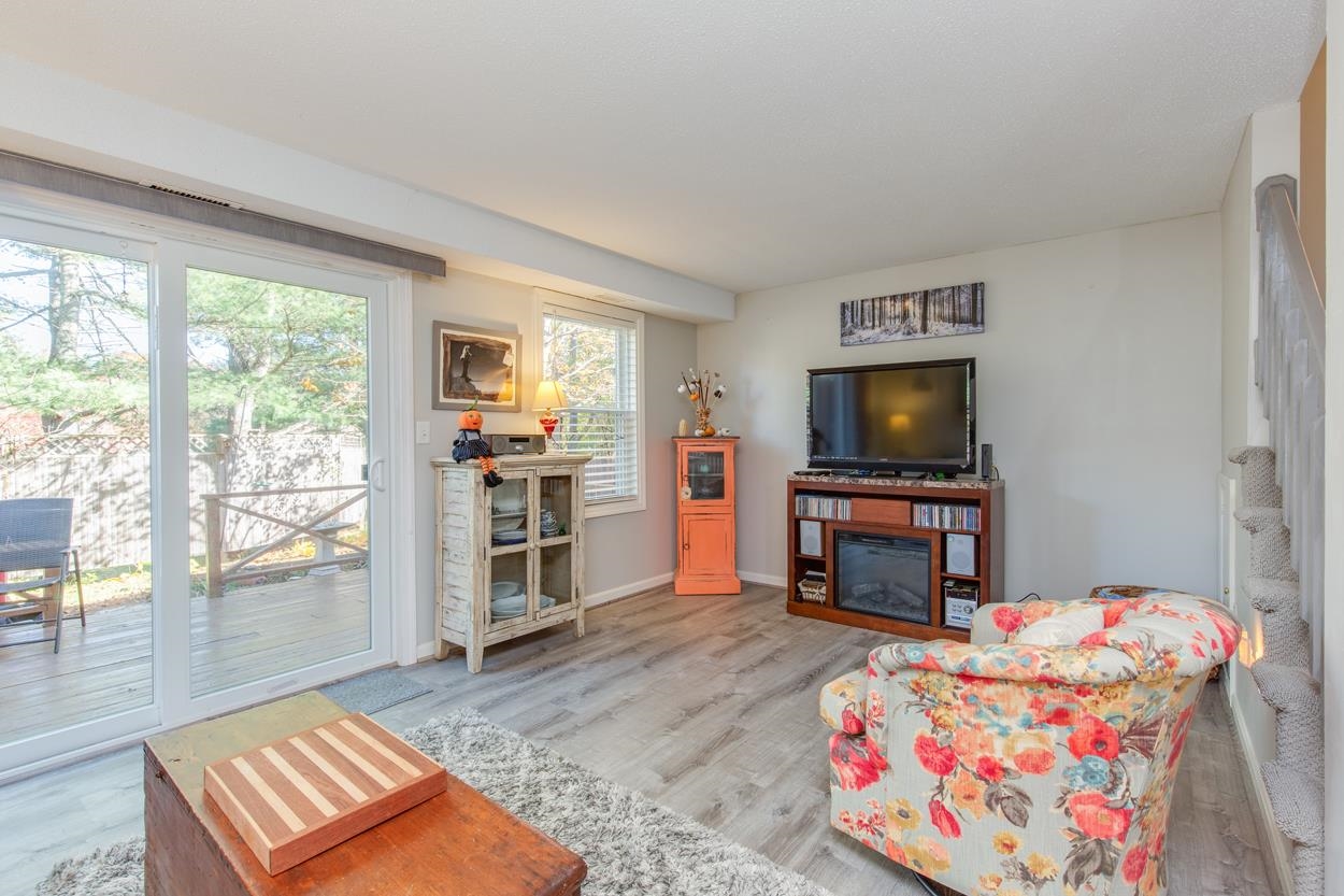 Concord, New Hampshire 03303, United States, 2 Bedrooms Bedrooms, ,1 BathroomBathrooms,Residential,Active,236077