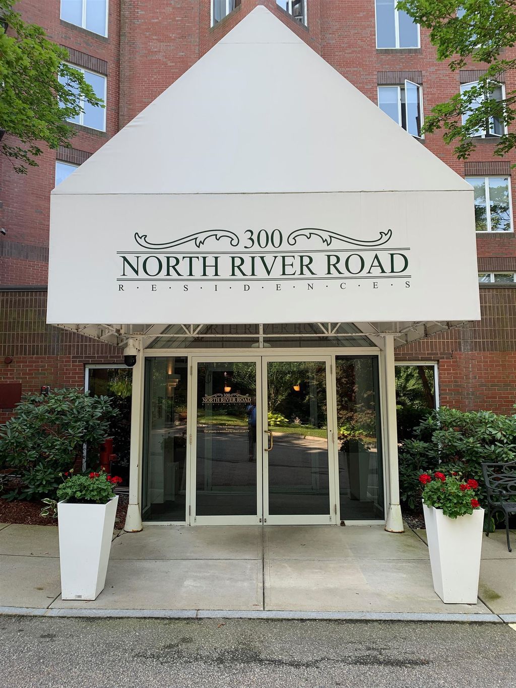 Photo of 300 River Road #407, Manchester, NH 03104 (MLS # 5065007)