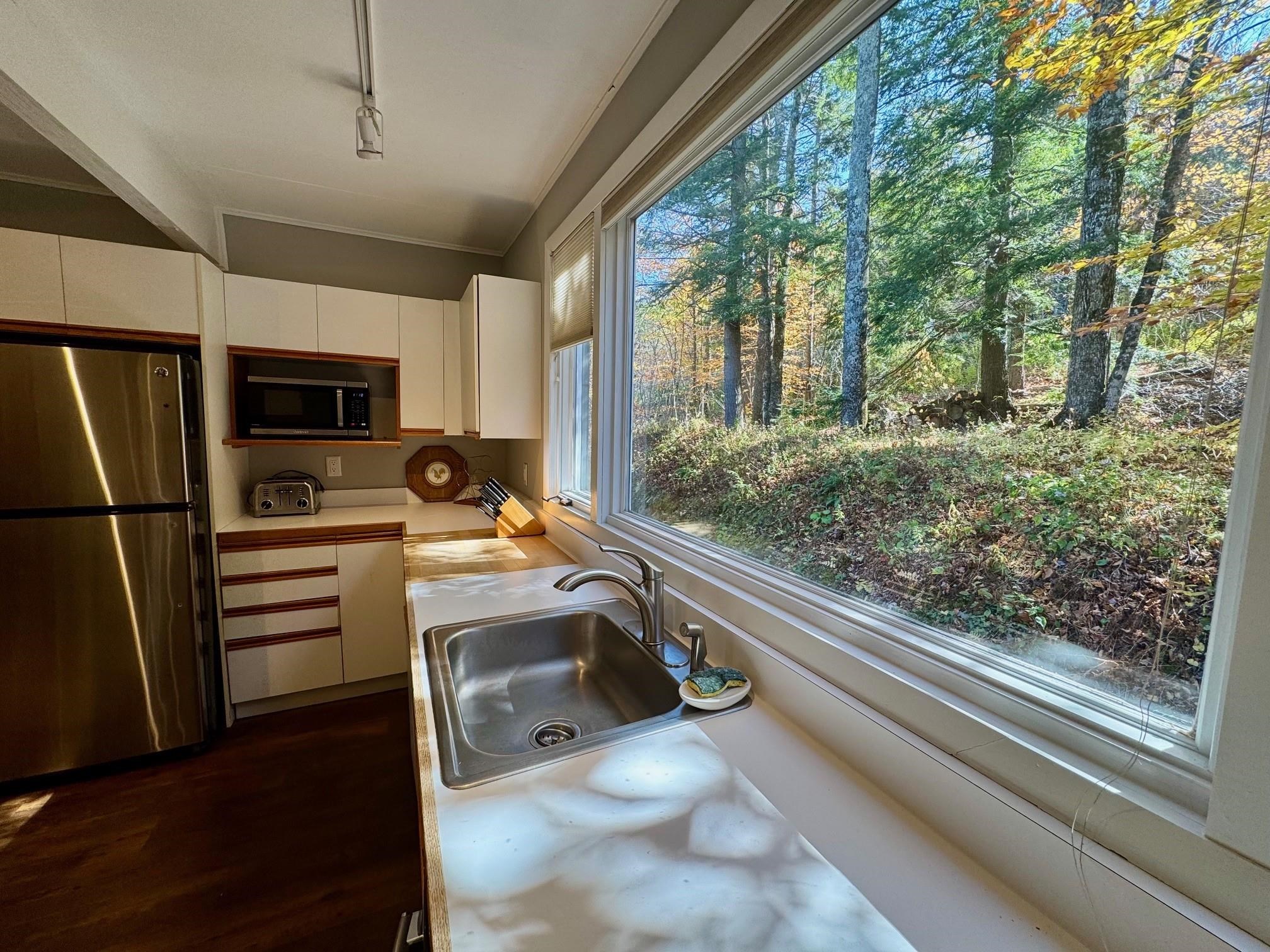 Winhall, Vermont 05340, United States, 4 Bedrooms Bedrooms, ,3 BathroomsBathrooms,Residential,Pending,38092