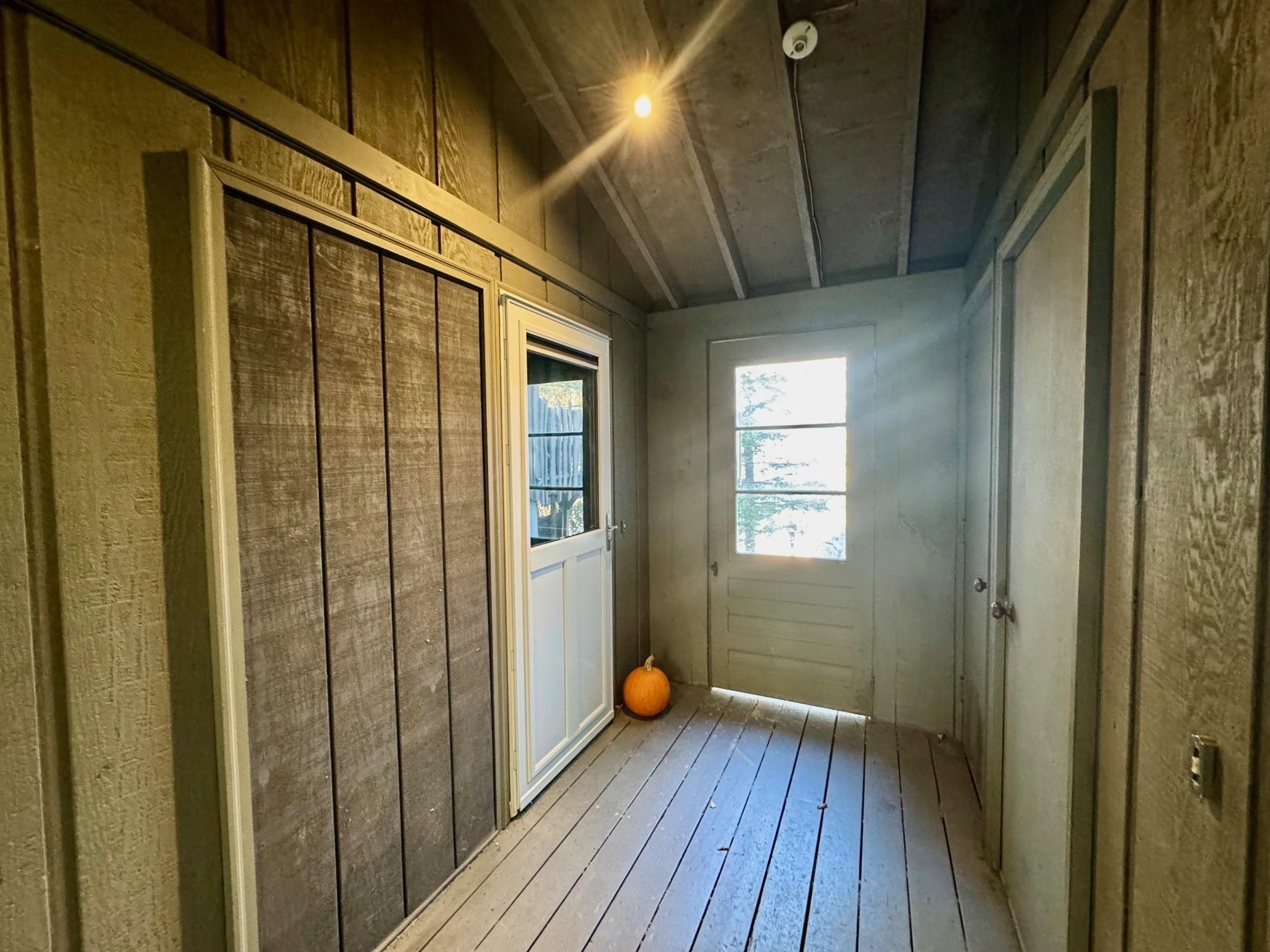 Winhall, Vermont 05340, United States, 4 Bedrooms Bedrooms, ,3 BathroomsBathrooms,Residential,Pending,38092