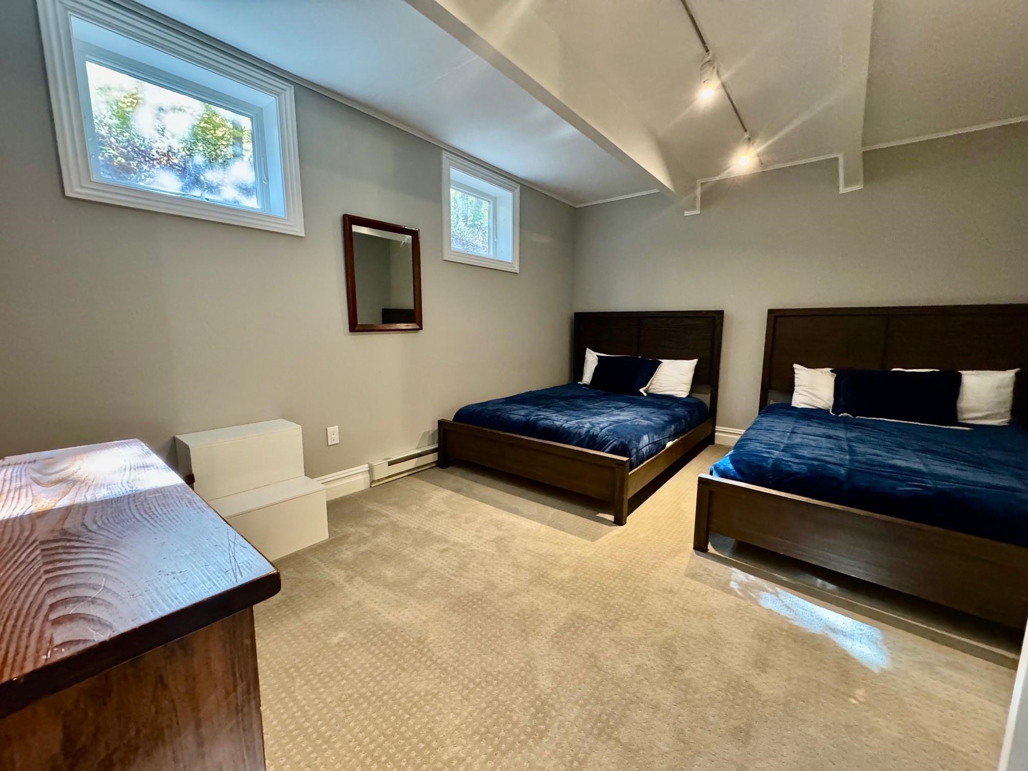 Winhall, Vermont 05340, United States, 4 Bedrooms Bedrooms, ,3 BathroomsBathrooms,Residential,Pending,38092