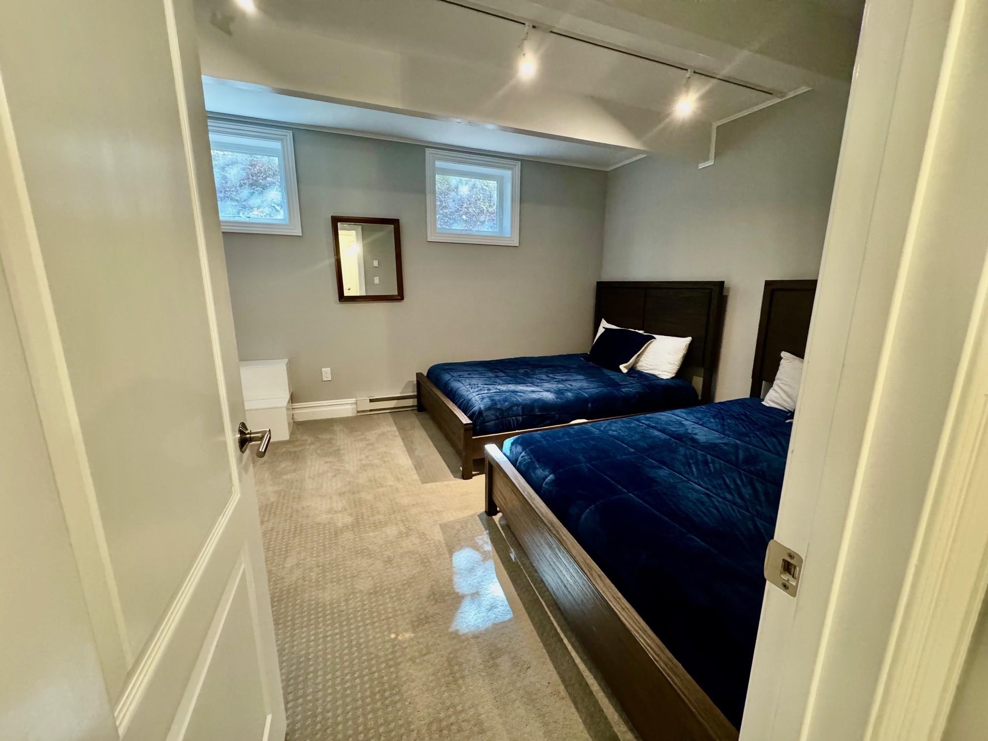 Winhall, Vermont 05340, United States, 4 Bedrooms Bedrooms, ,3 BathroomsBathrooms,Residential,Pending,38092