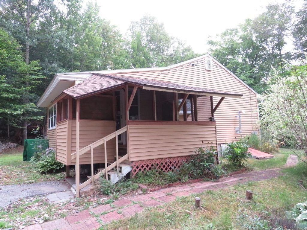 Photo of 123 Wentworth Avenue, Berlin, NH 03570 (MLS # 5056716)