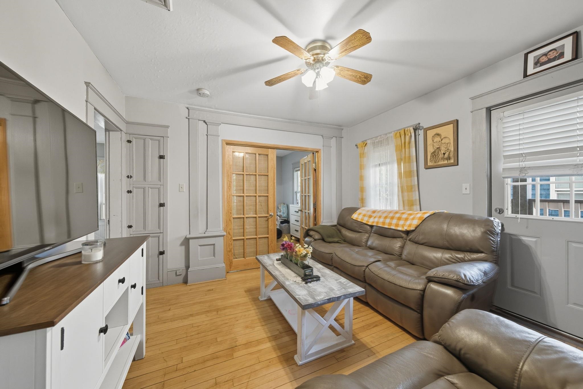 8-10 Buck Street