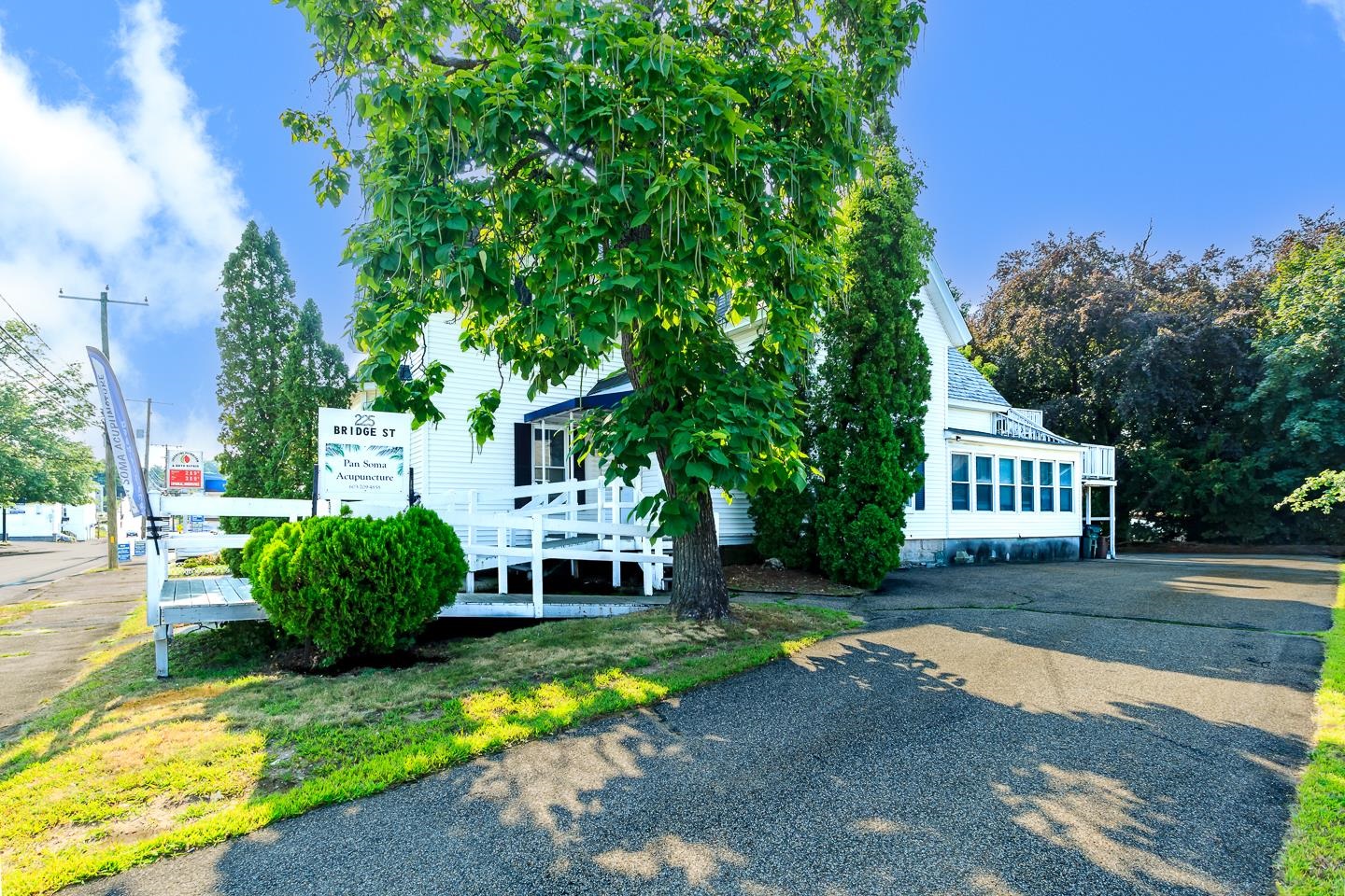 225 Bridge Street