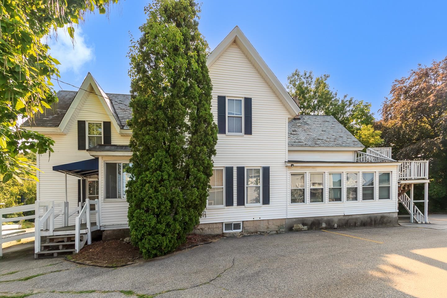 225 Bridge Street